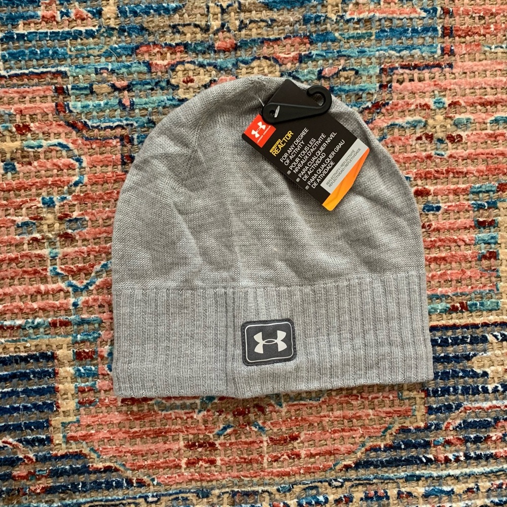 NWT UA beanie